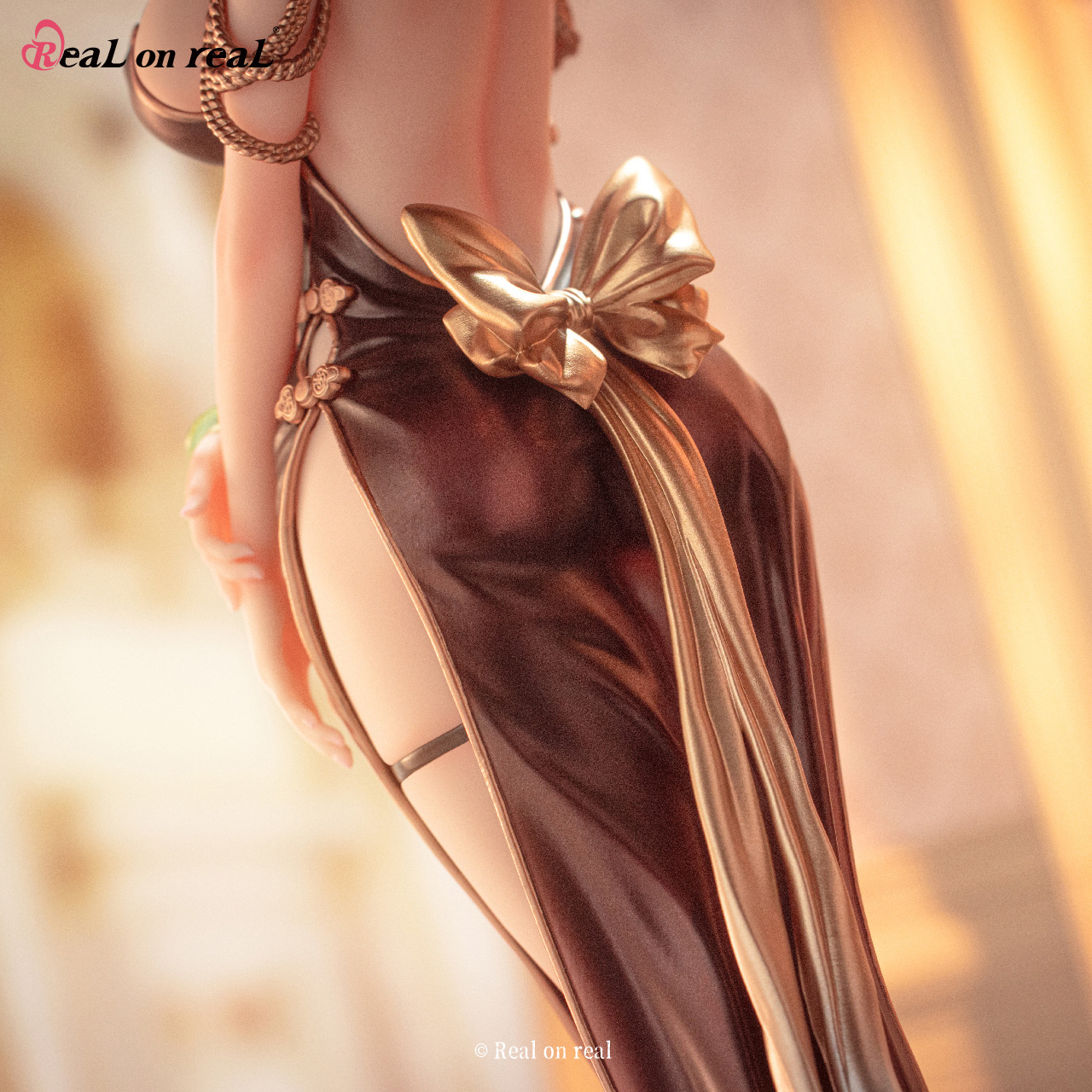 BEARPANDA REAL ON REAL WIFE 1/6 SCALE FIGURE