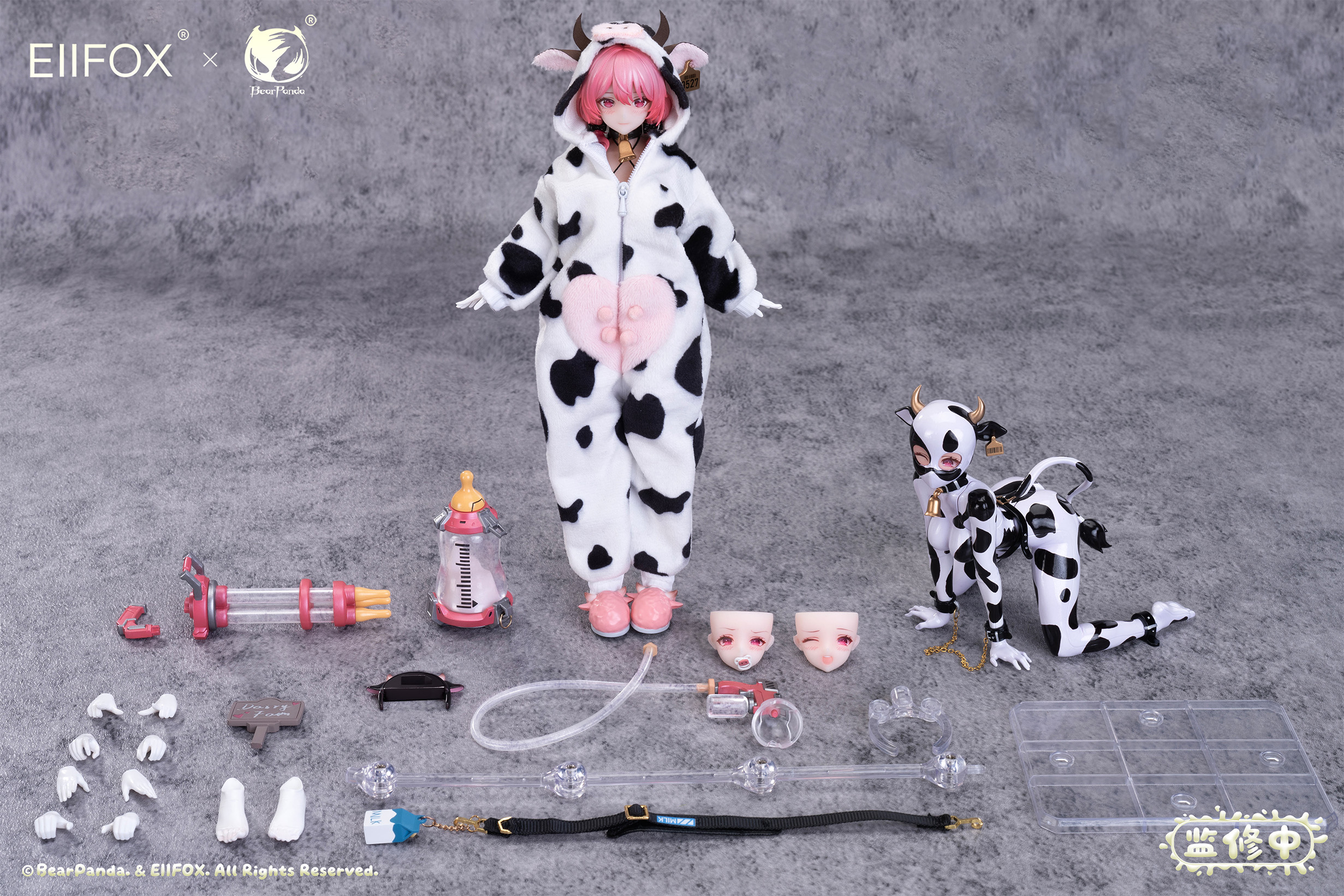 BEARPANDA x EIIFOX COW MOMO 1/8 SCALE ACTION FIGURE