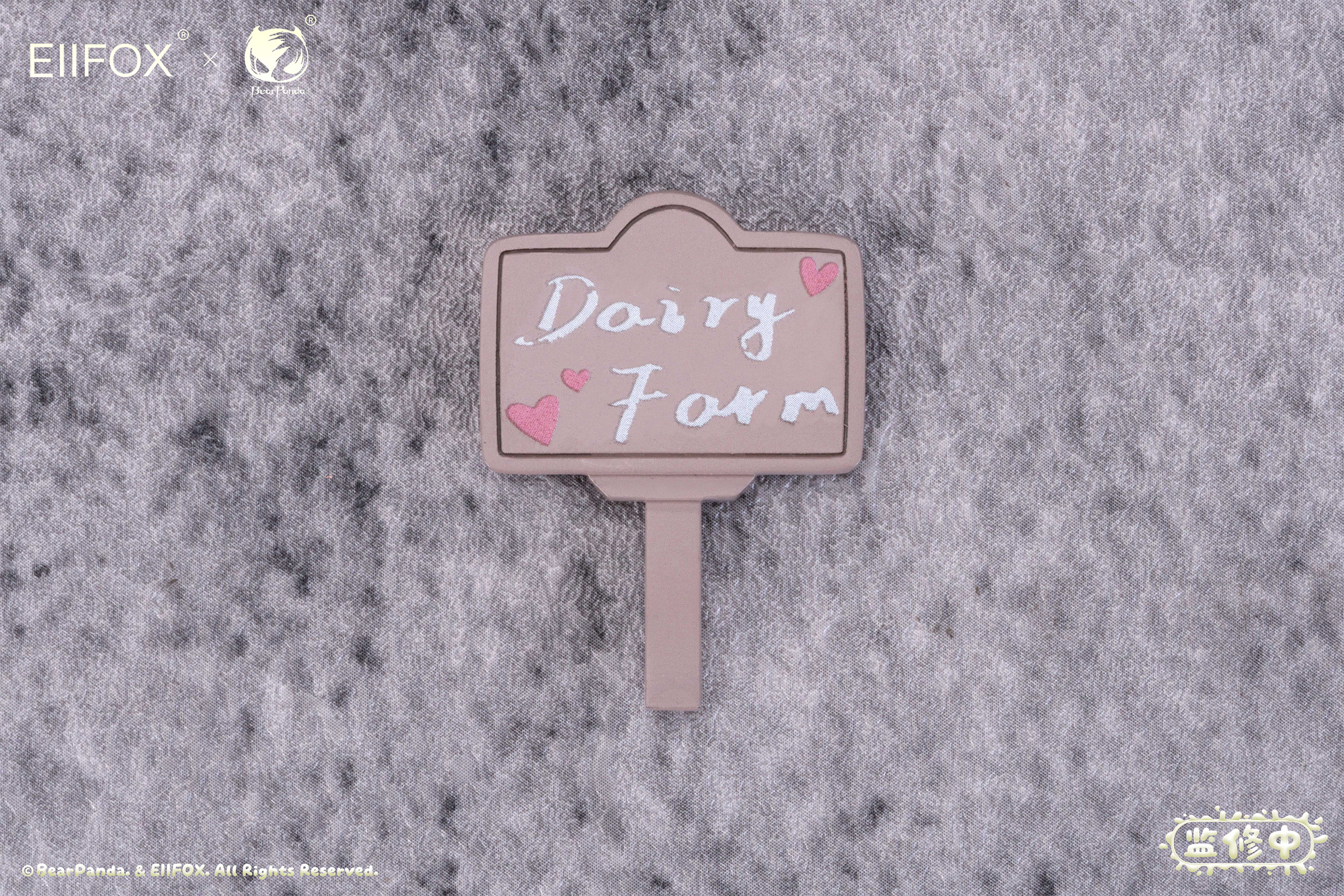 BEARPANDA x EIIFOX COW MOMO 1/8 SCALE ACTION FIGURE