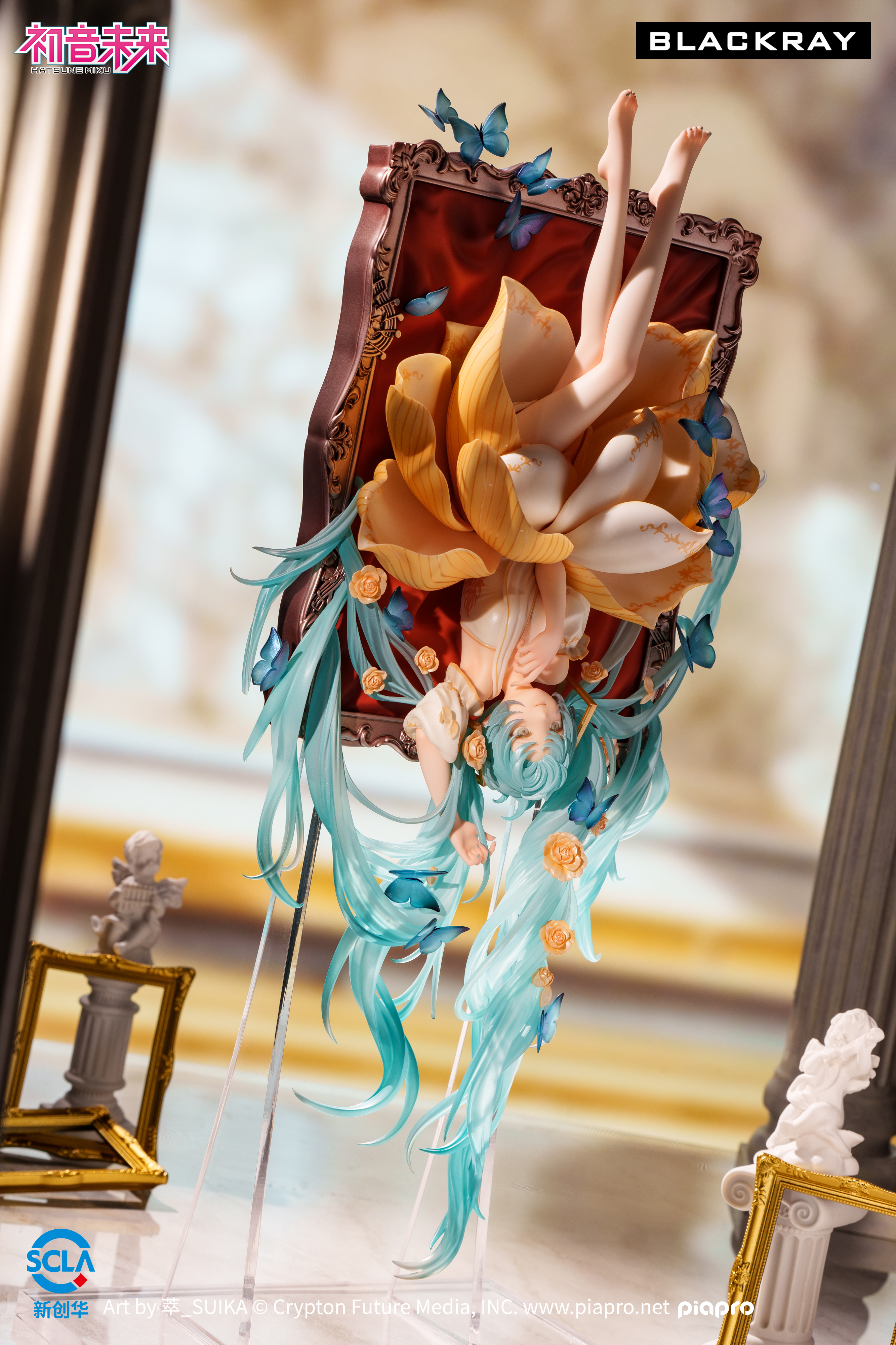 BLACKRAY HATSUNE MIKU: THE PORTRAIT'S PHANTOM MELODY 1/7 SCALE FIGURE