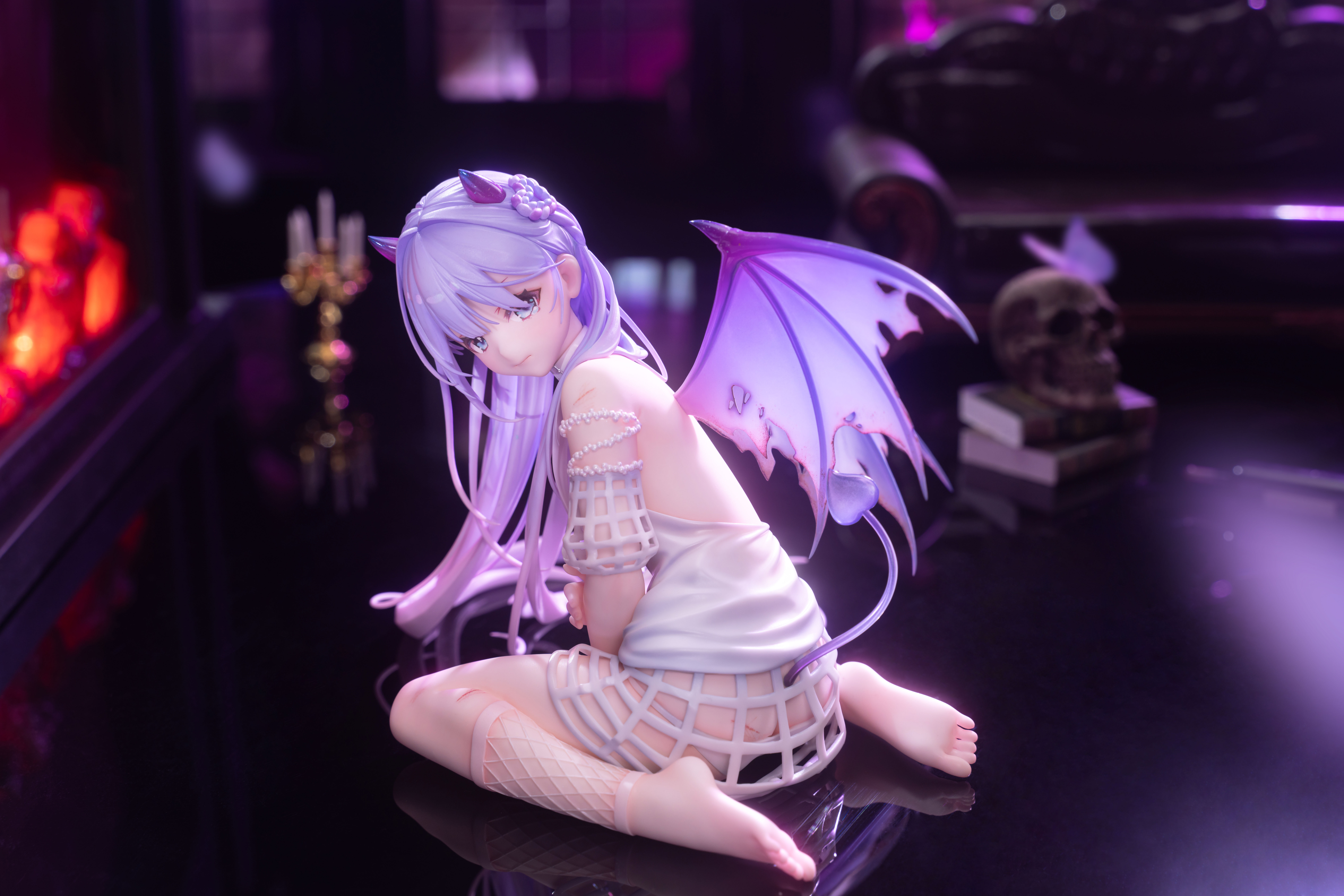 ToEyEsN DEMON GIRL 1/7 SCALE FIGURE