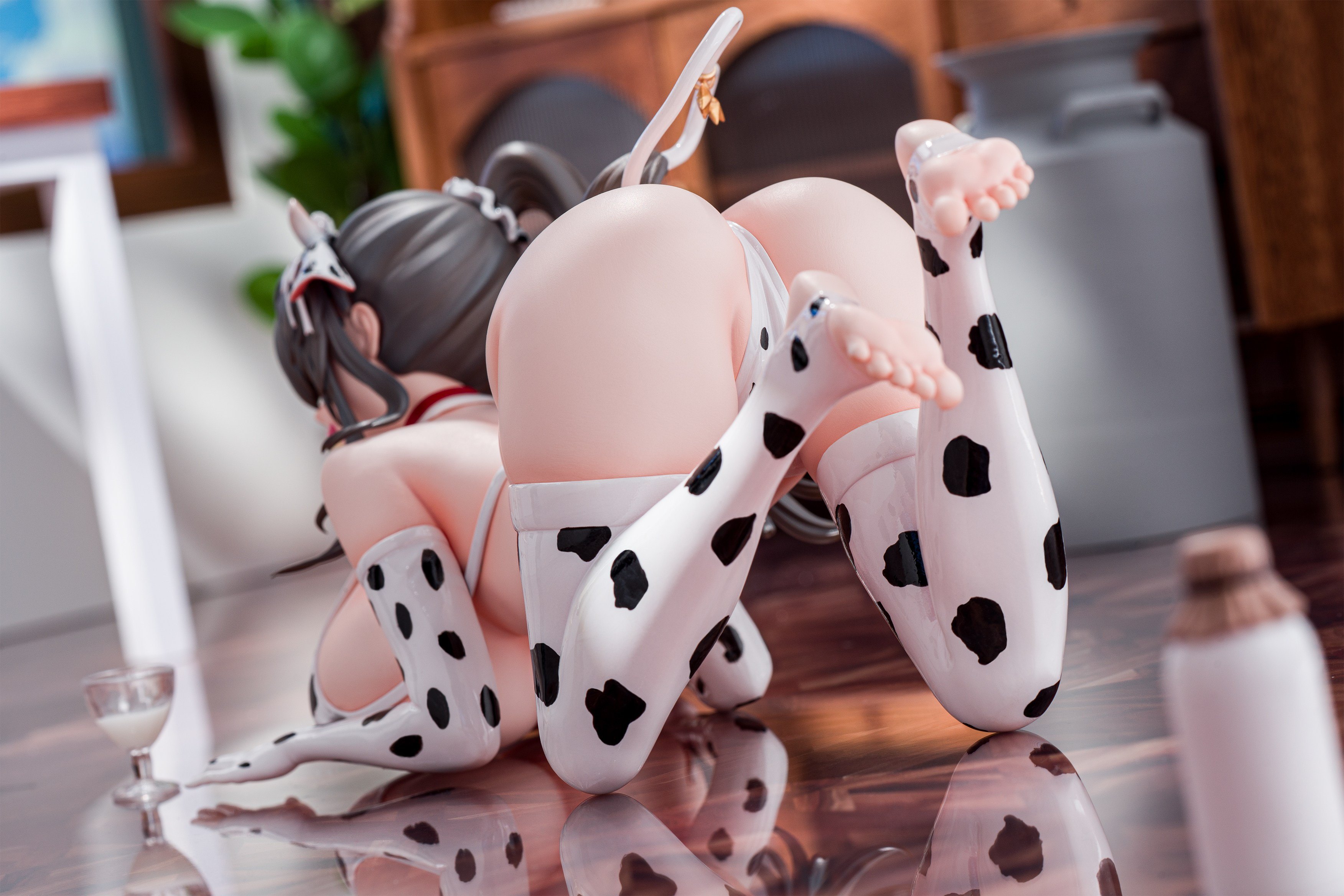 ADAMAS USHI MUSUME MOO-N 1/6 SCALE FIGURE