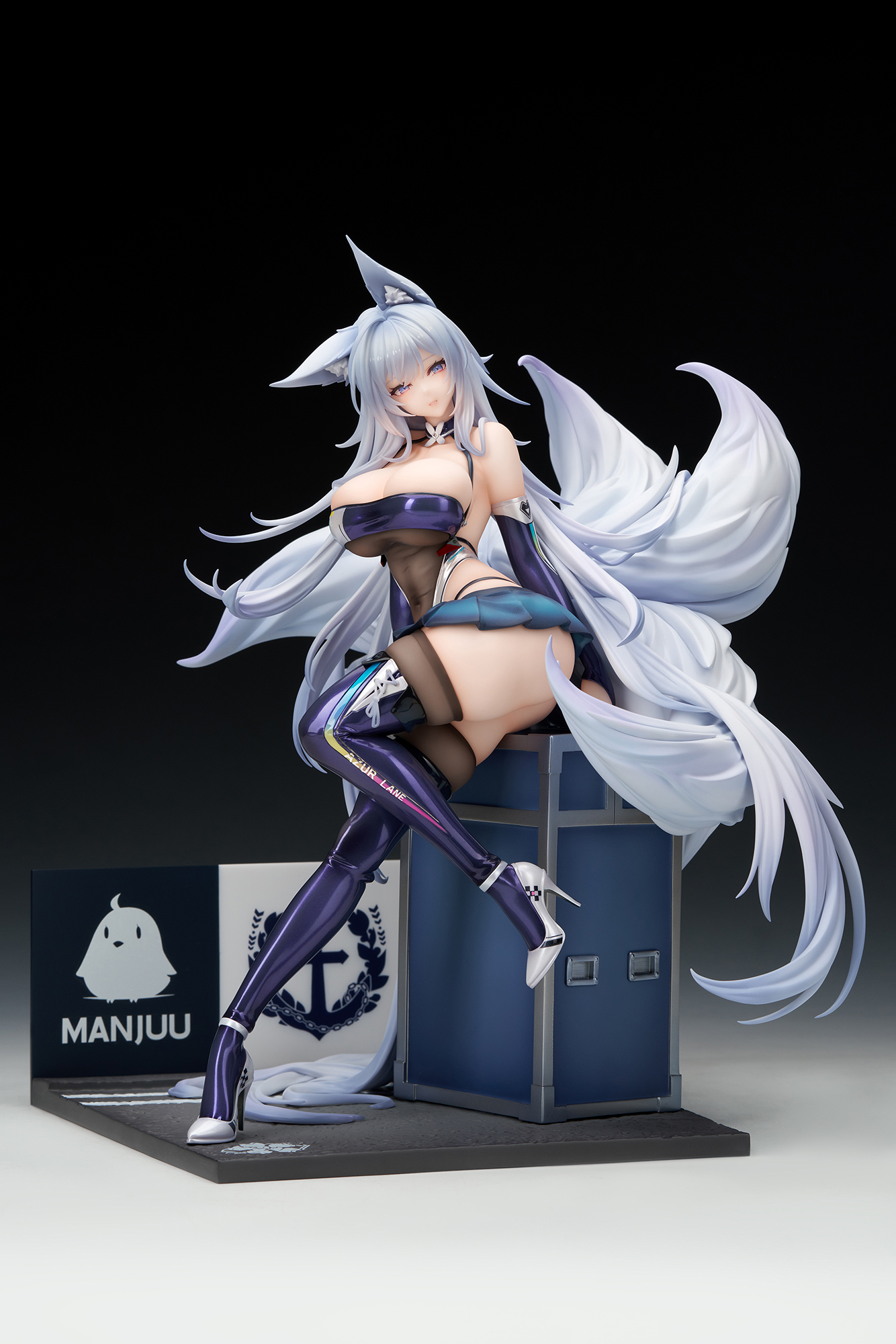 "Azur Lane" Shinano Moonlit Chrome Ver.