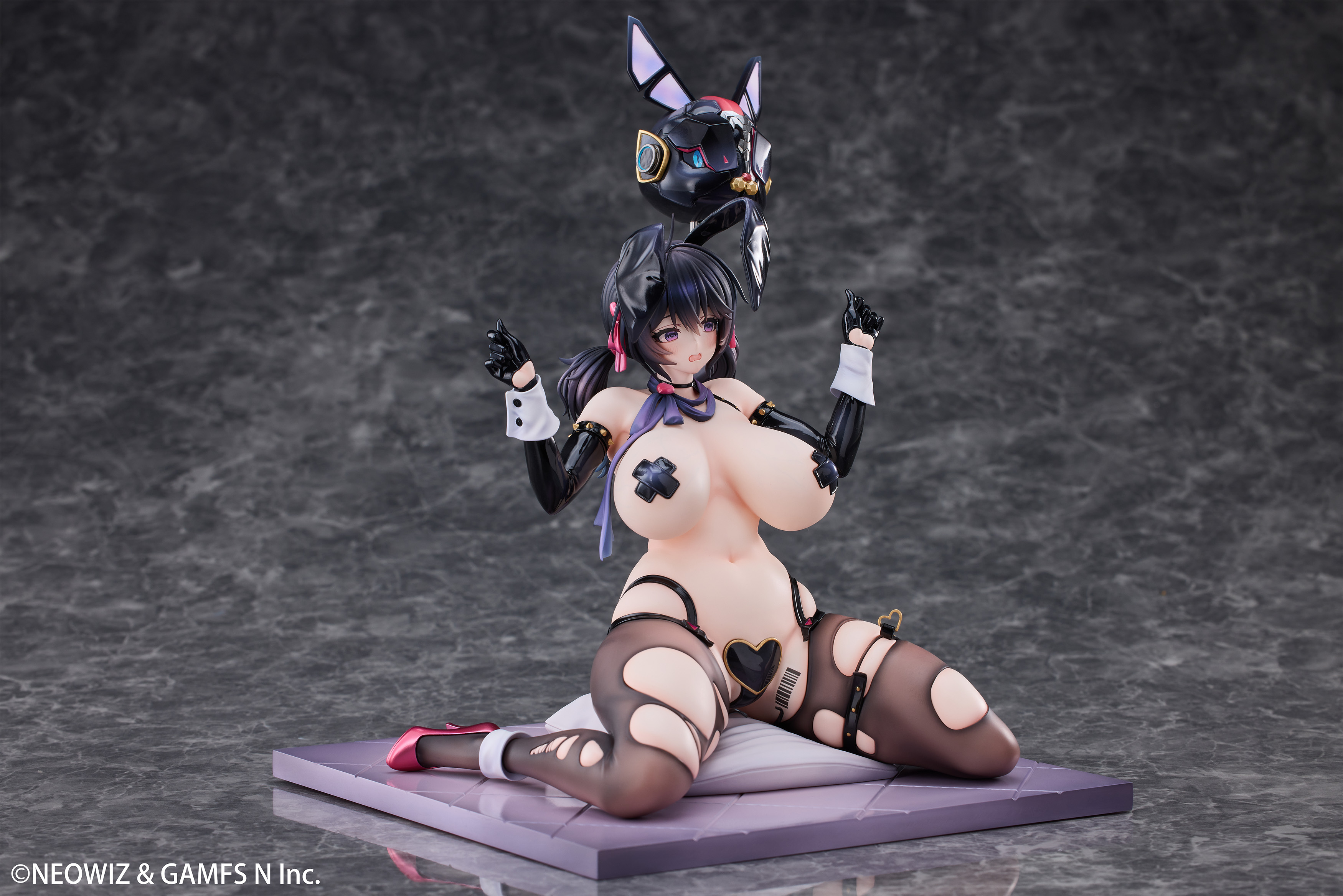LOVELY "BROWNDUST 2" CELEBRITY BUNNY LOEN 1/6 SCALE FIGURE