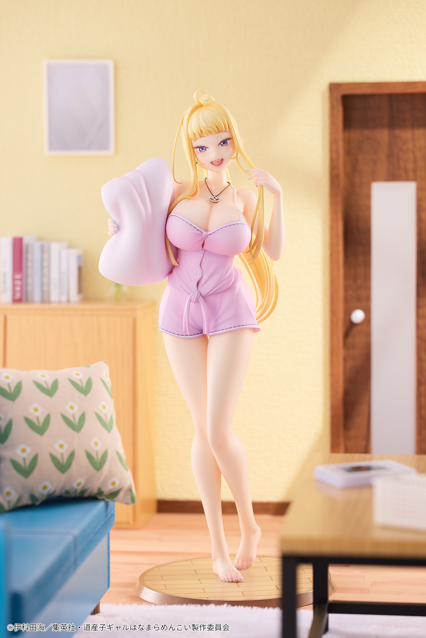 HANABEE "HOKKAIDO GALS ARE SUPER ADORABLE!" FUYUKI MINAMI PAJAMA VER. 1/6 SCALE FIGURE