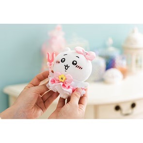 [Pre-order] "Chiikawa" Tokyo Souvenir Sitting Plush Toy (うさぎ Usagi)