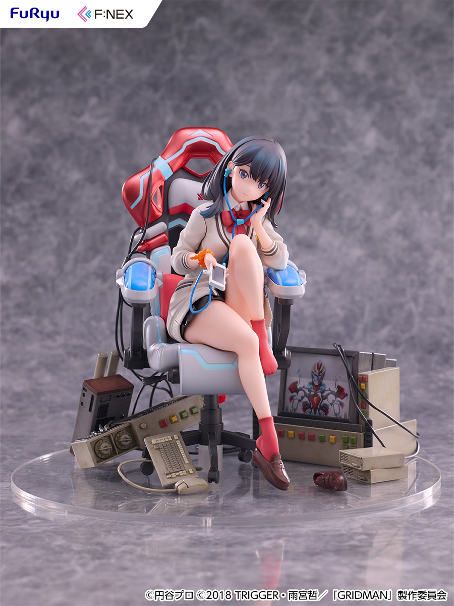 "SSSS.Gridman" Takarada Rikka Gaming Chair Ver. 1/7 Scale Figure