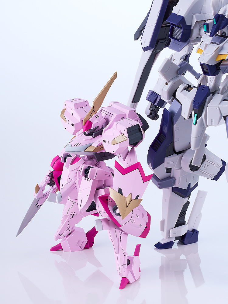 Moderoid Titanomachia SIDE:CC Ouran (Pink Ver.)