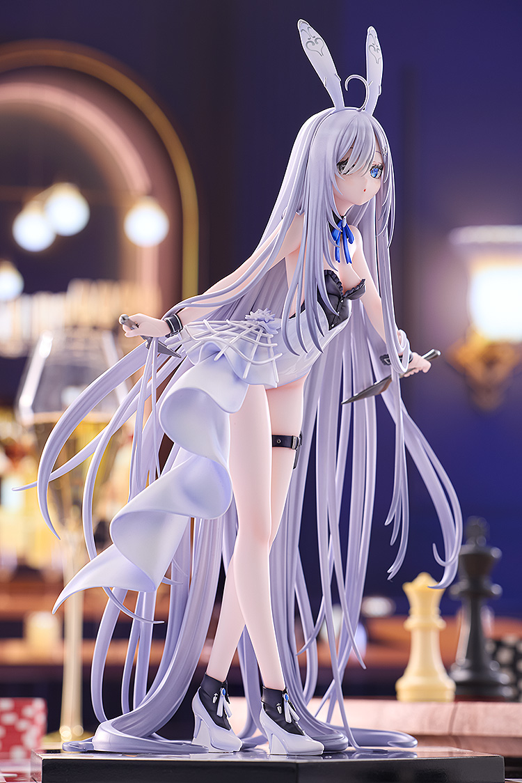 Kadokawa Collection "Playing Death Games to Put Food on the Table" Light Novel: Yuki Bunny Dress ver.