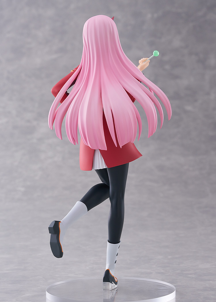 POP UP PARADE "DARLING in the FRANXX" Zero Two L Size
