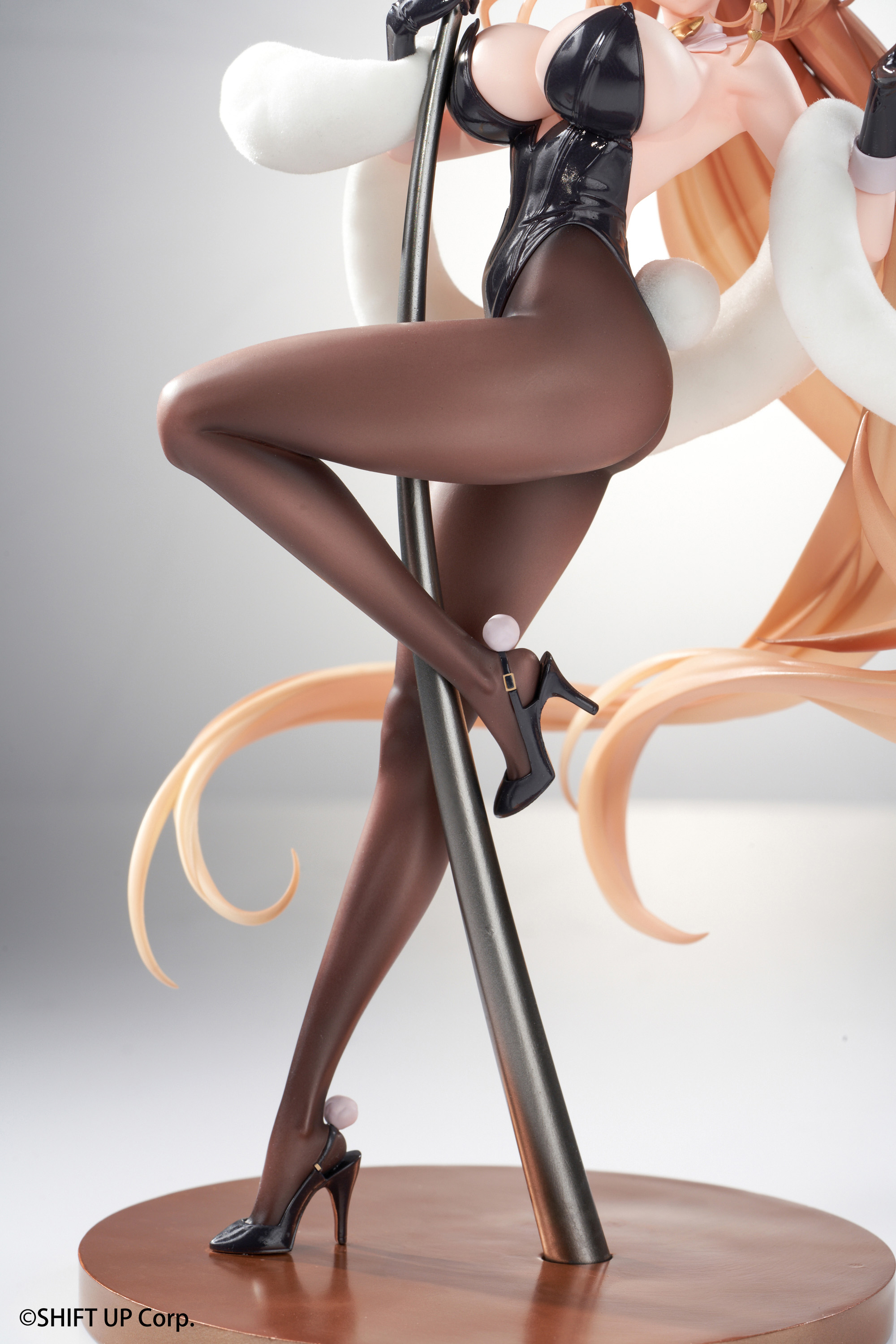 HOBBYSAKURA "GODDESS OF VICTORY: NIKKE" RUPEE RABBIT DELUXE 1/10 SCALE FIGUR