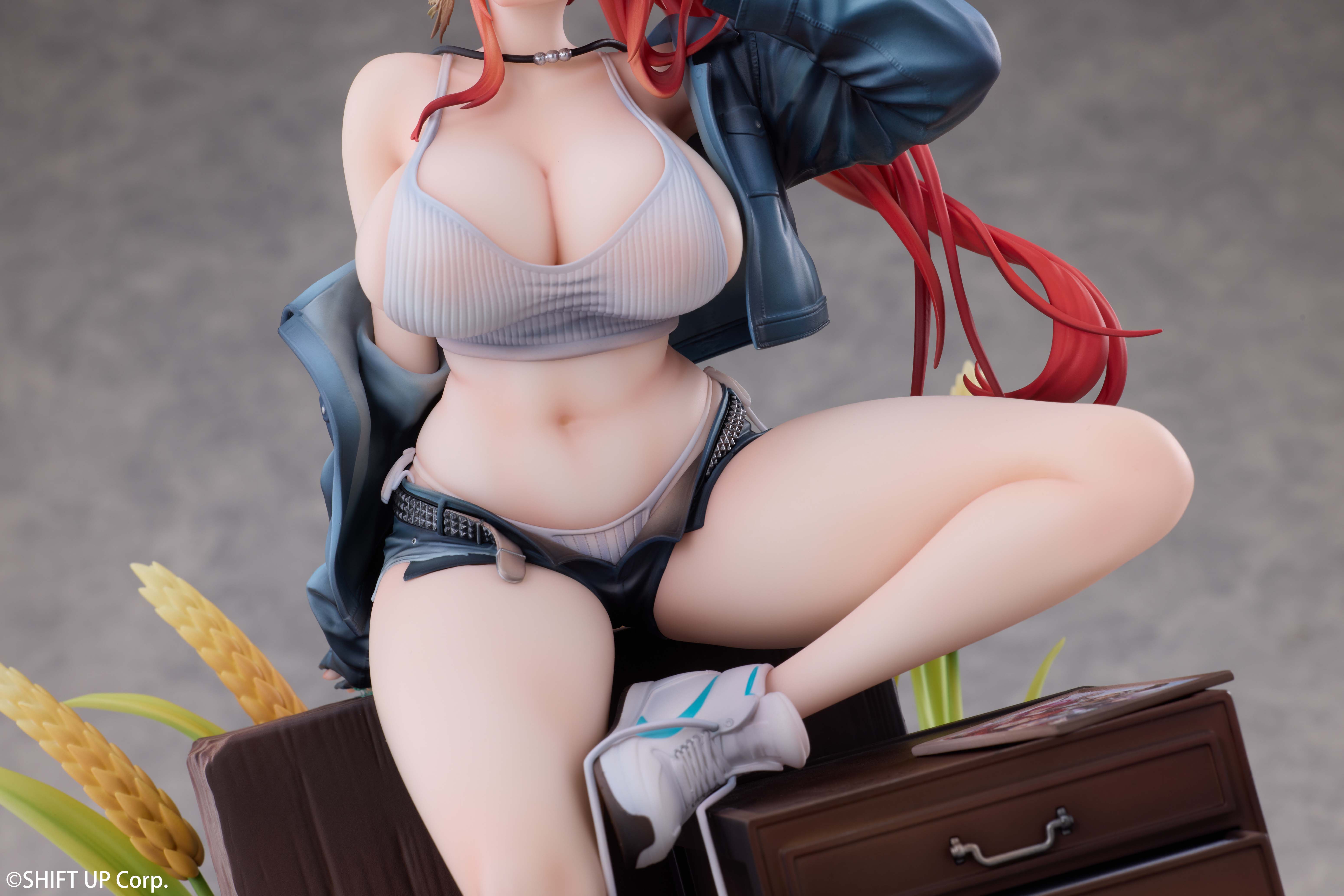 HOBBYSAKURA "GODDESS OF VICTORY: NIKKE" RED HOOD RETRO DAYS 1/7 SCALE FIGUR NORMAL EDITION