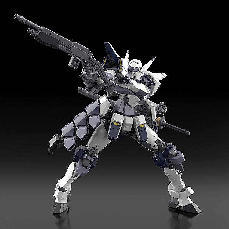 KADOKAWA PLASTIC MODEL SERIES "Full Metal Panic! Family" 1/48 Azur Raven with Type 10 Modified Monomolecular Blade Plated Ver. + Special Display Base Designed by Kanetake Ebikawa