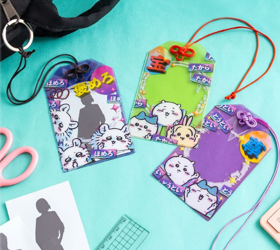 [Pre-order] "Chiikawa" Tokyo Series - Amulet-shaped card holder