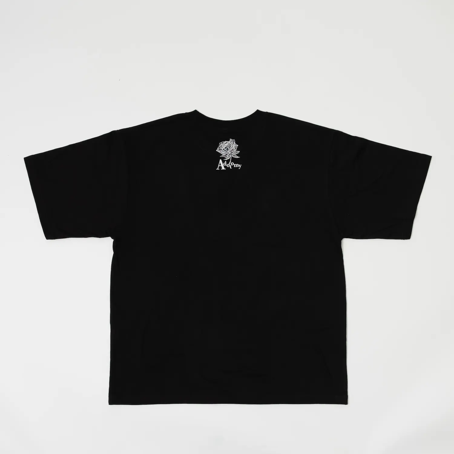 [Pre-order] Ado 5th Anniversary Exhibition “Adotomy” - T-shirt key visual