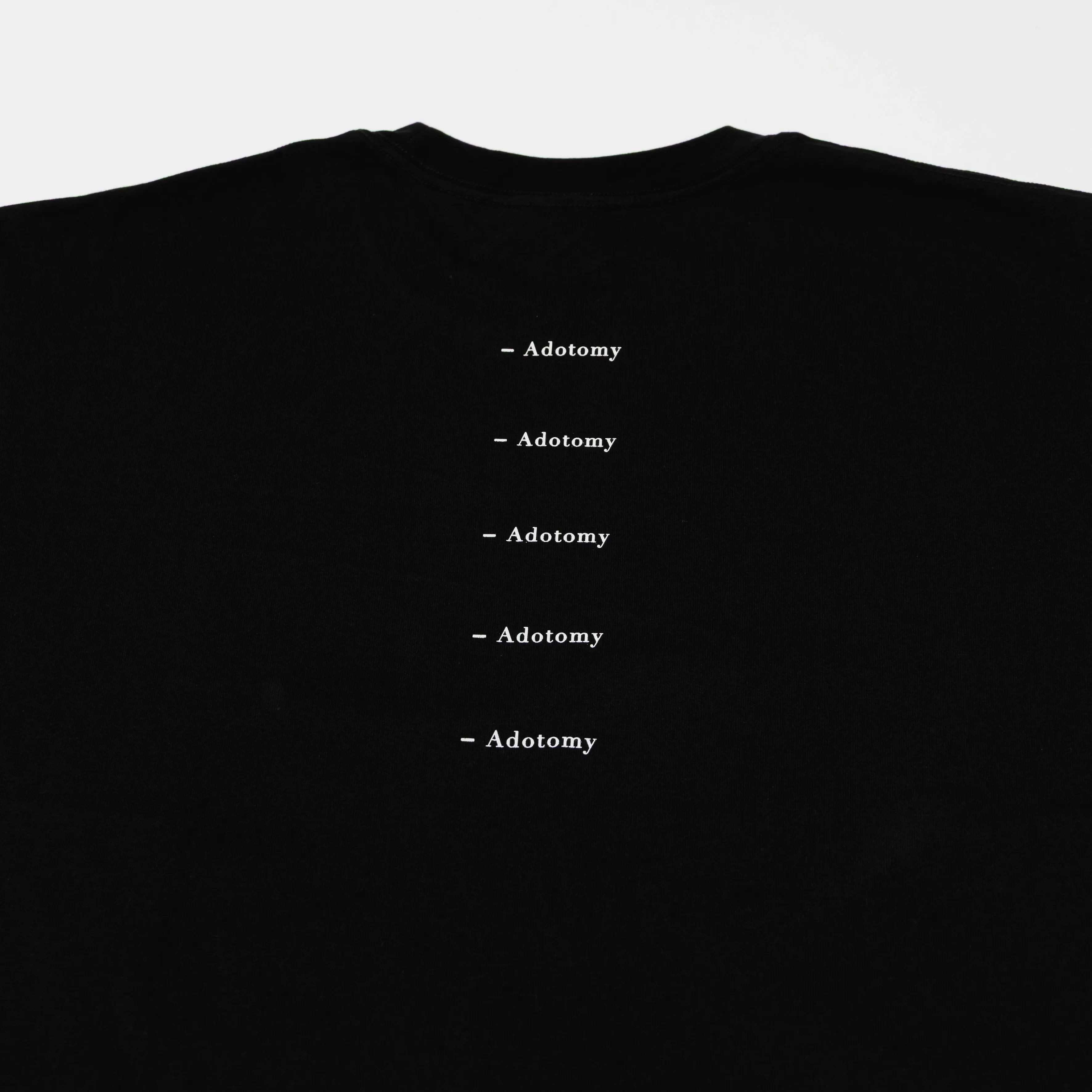 [Pre-order] Ado 5th Anniversary Exhibition “Adotomy” - Venue-limited T-shirt Osaka