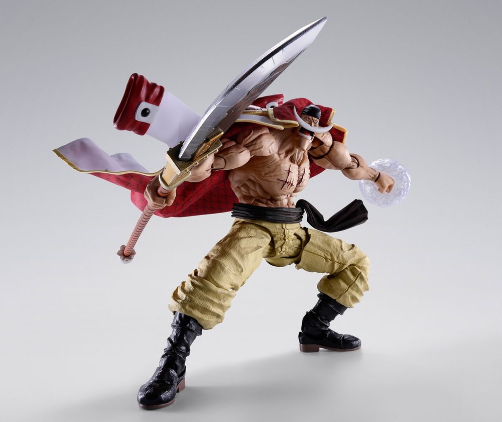 S.H.Figuarts Whitebeard in a wide fighting stance with his bisento raised and a quake effect in his fist