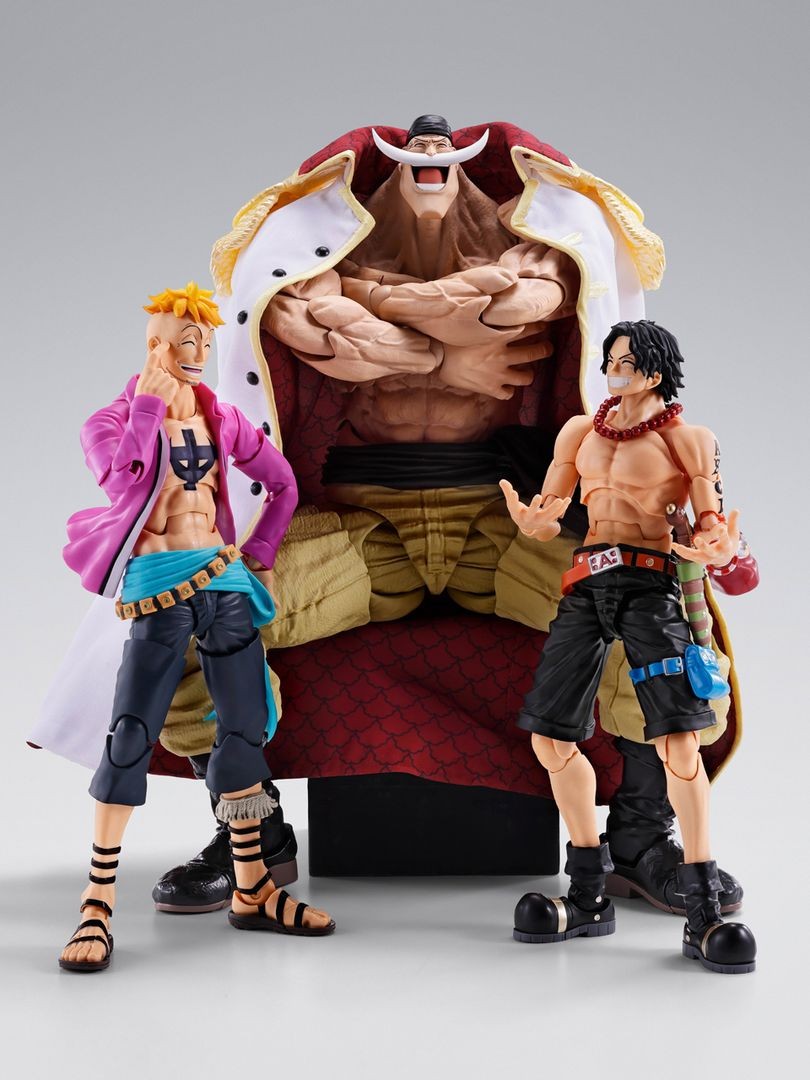 S.H.Figuarts Whitebeard on a throne with Marco and Ace figures, sold separately