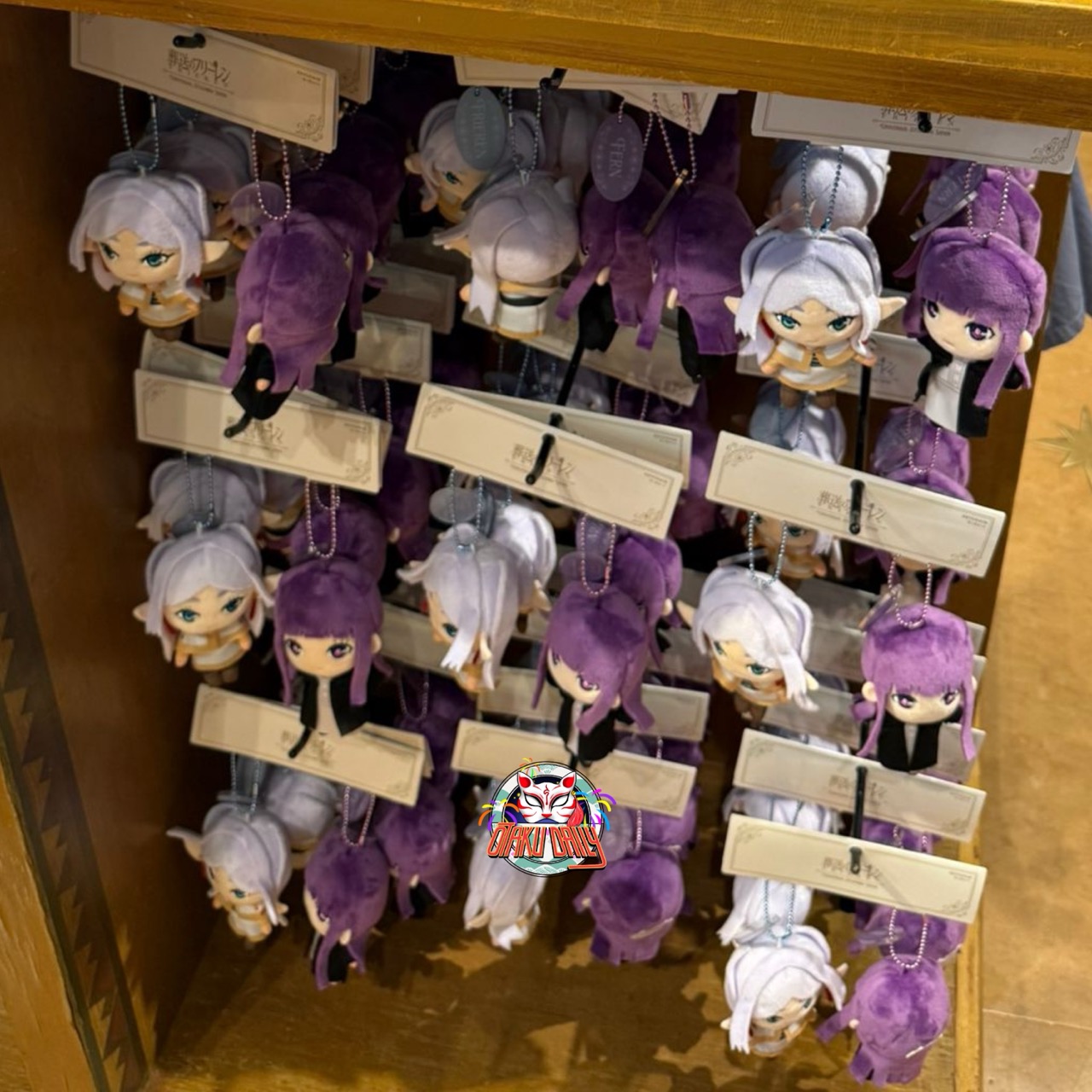 [Pre-order] (Limited) "Frieren: Beyond Journey's End" x Universal Studio Japan - Pair mascot keychains - Frieren x Fern