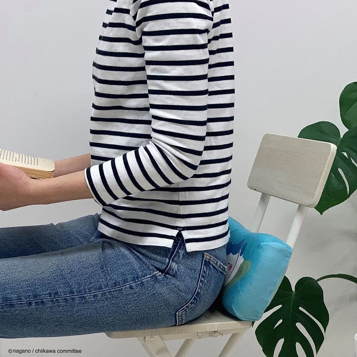 [Pre-order] "Chiikawa" Mini Relax Pillow - Hachiware