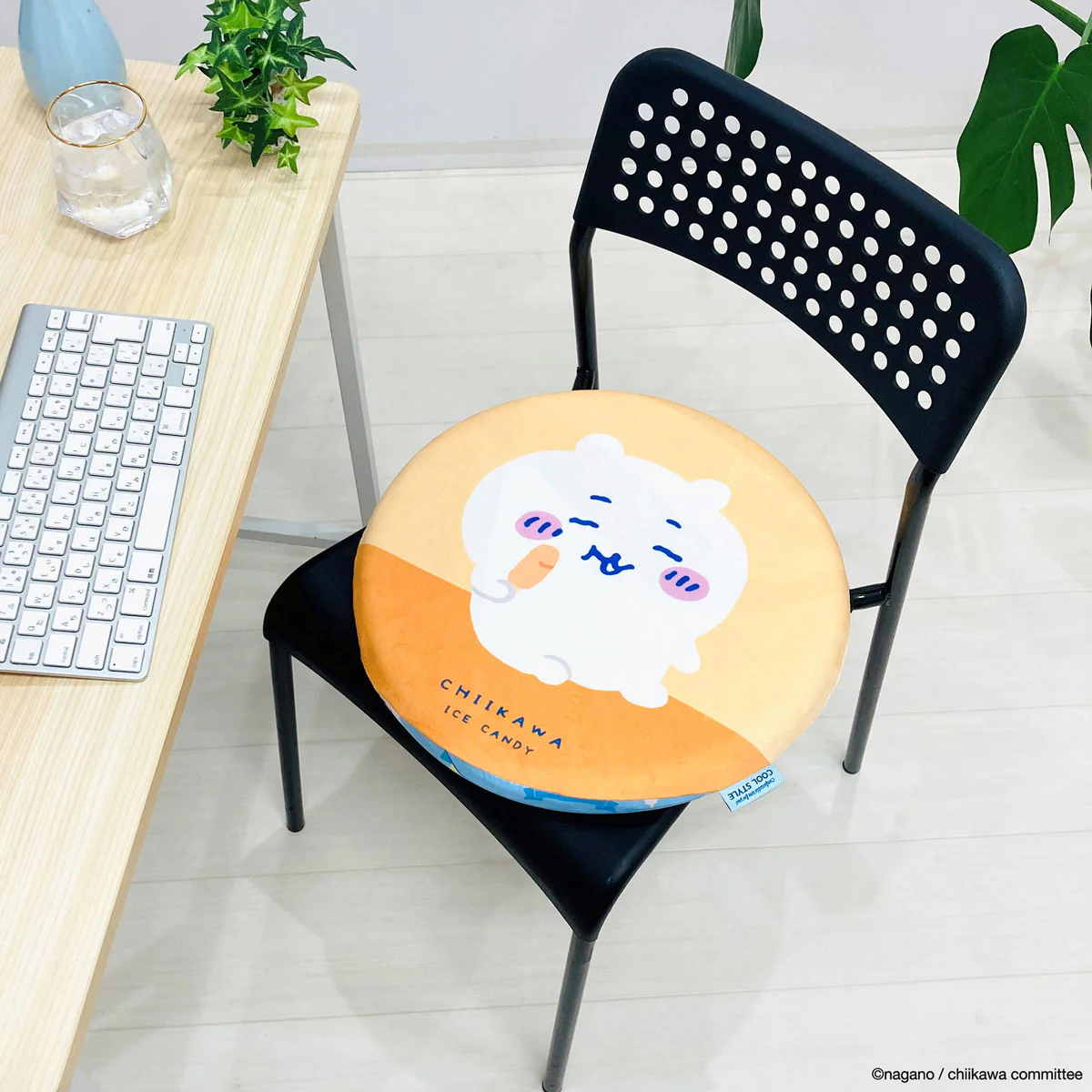 [Pre-order] "Chiikawa" Chiikawa Cooling Seat Cushion - Chiikawa