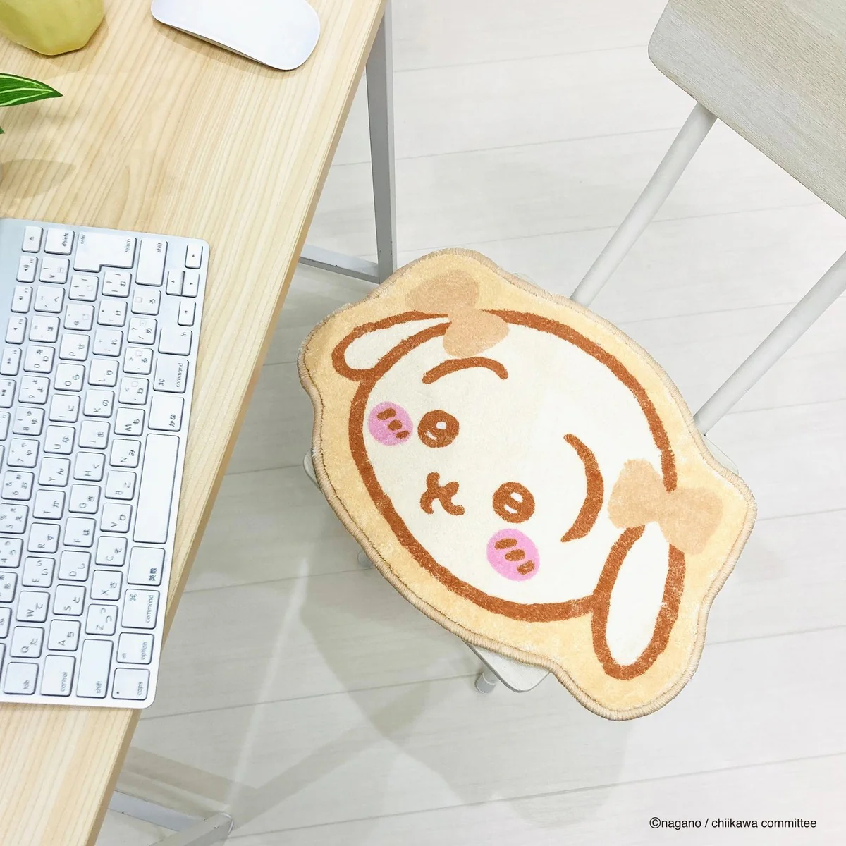 [Pre-order] "Chiikawa" Chiikawa Interior Mat - Usagi