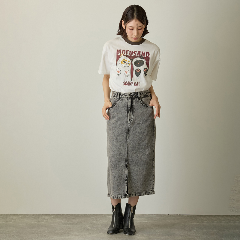 [Pre-order] mofusand T-shirt: SCARY CAT (White)