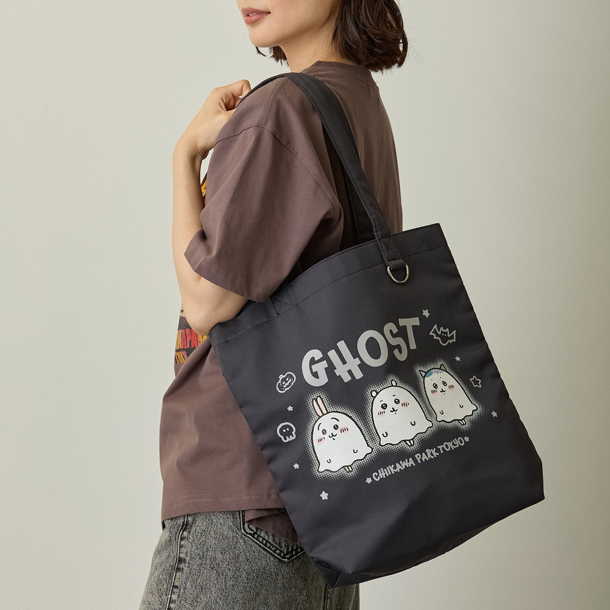 [Pre-order] Chiikawa Chiikawa Park Tote Bag GHOST Black
