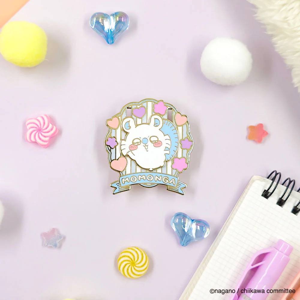 [Pre-order] "Chiikawa" Large Gimmick Pin Badge - Momonga