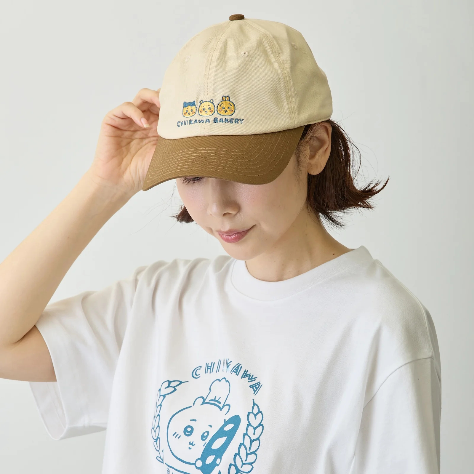 [Pre-order] "Chiikawa" Chiikawa Bakery T-shirt, Logo, White