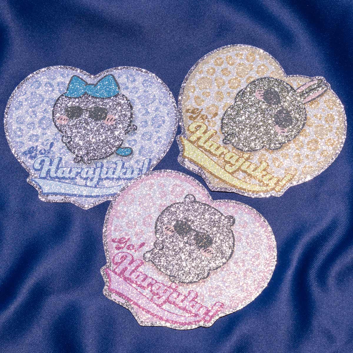 [Pre-order] "Chiikawa" Chiikawa Go! HARAJUKU Large Sticker - Chiikawa with Sunglasses