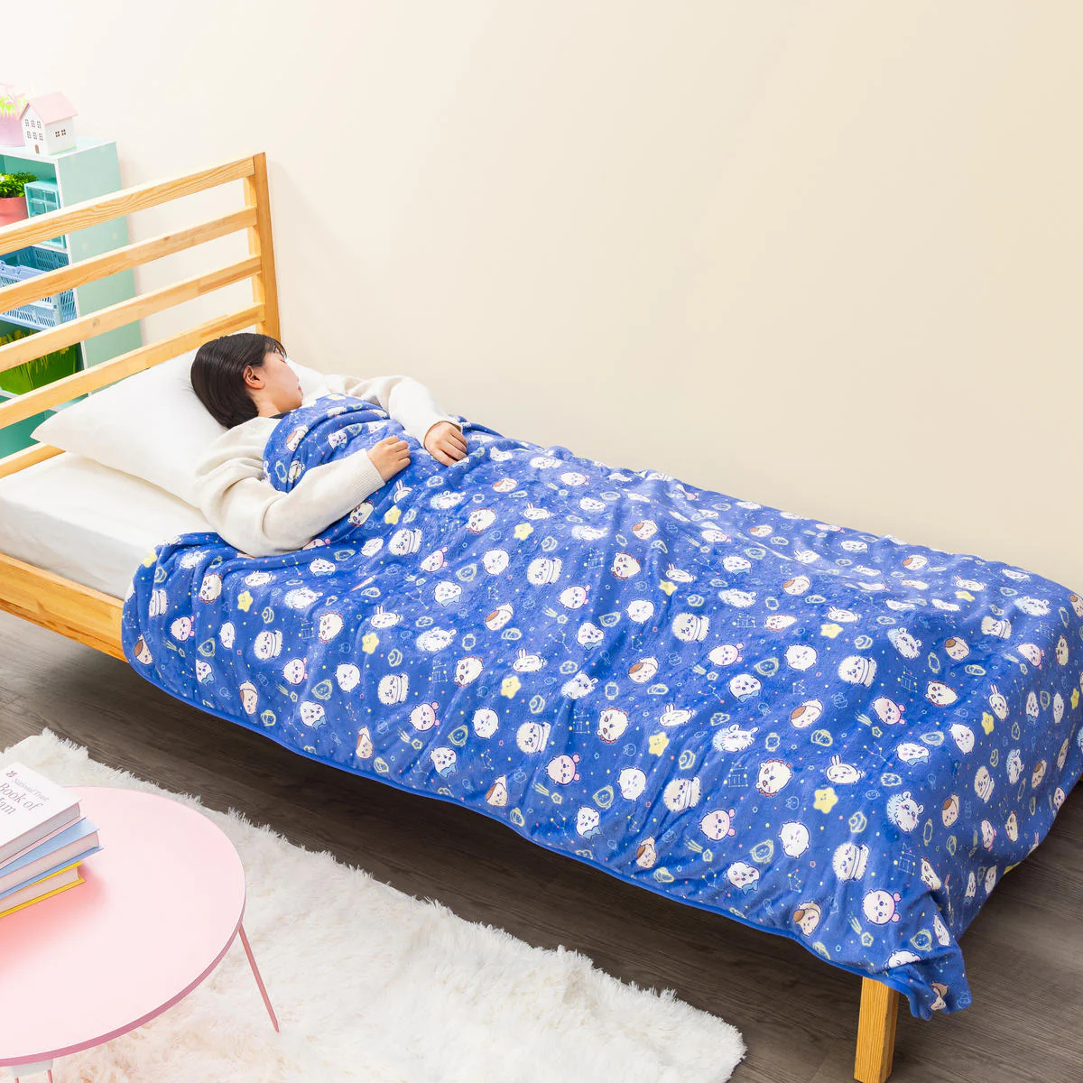[Pre-order] "Chiikawa" Warm Big Fleece Blanket