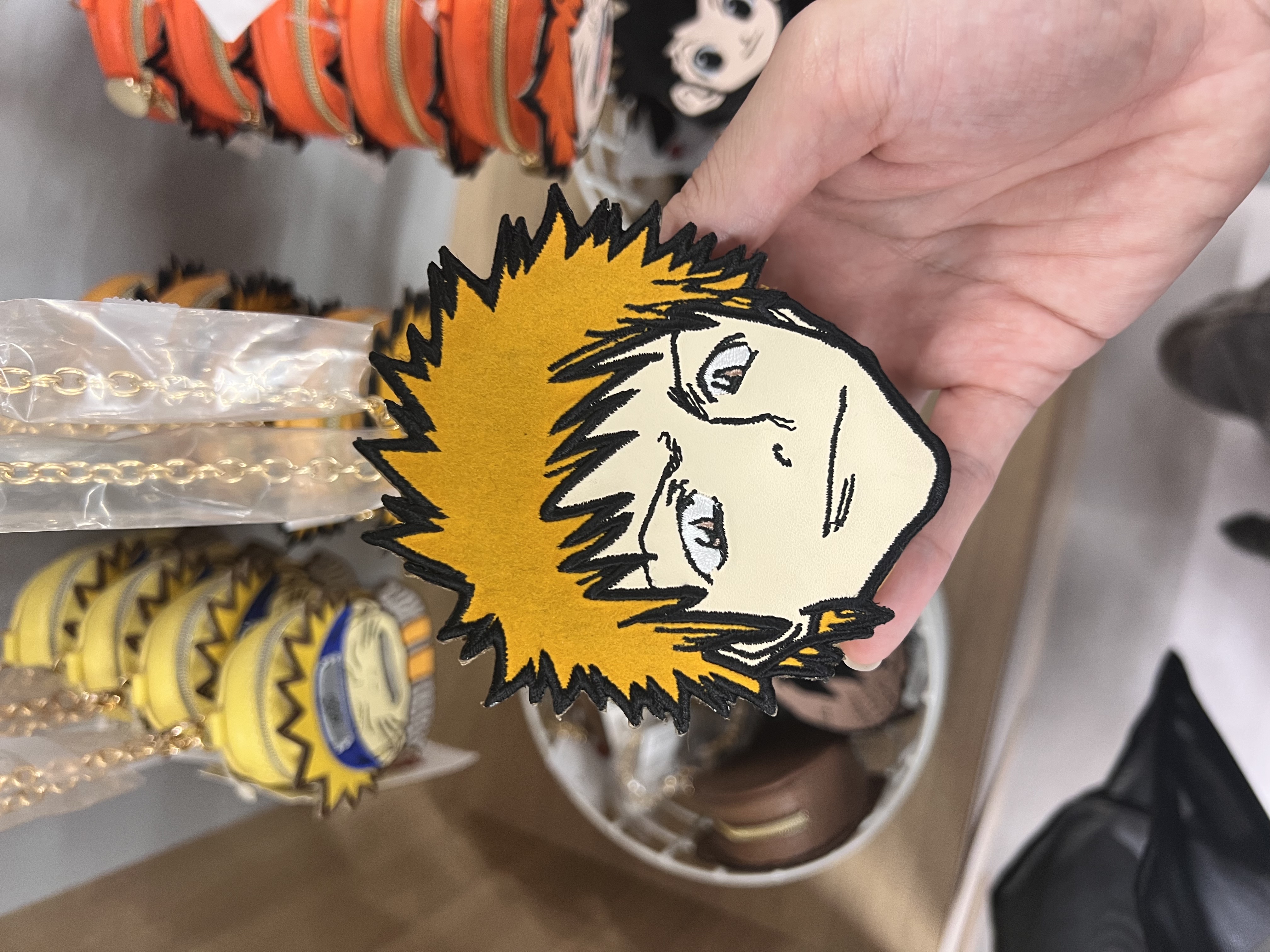[Pre-order] [Made-to-order] JUMP Store Limited "DRAGON BALL" Face Die-Cut Embroidered Pouch - Son Goku