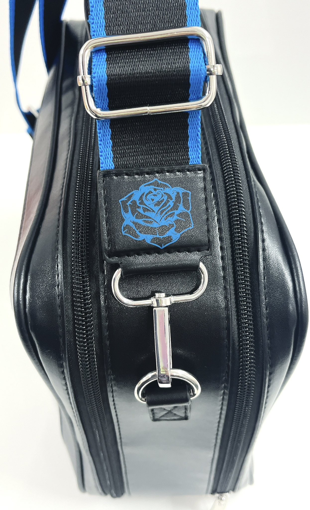 [Pre-order] Ado Get Outside! Go Out Bag