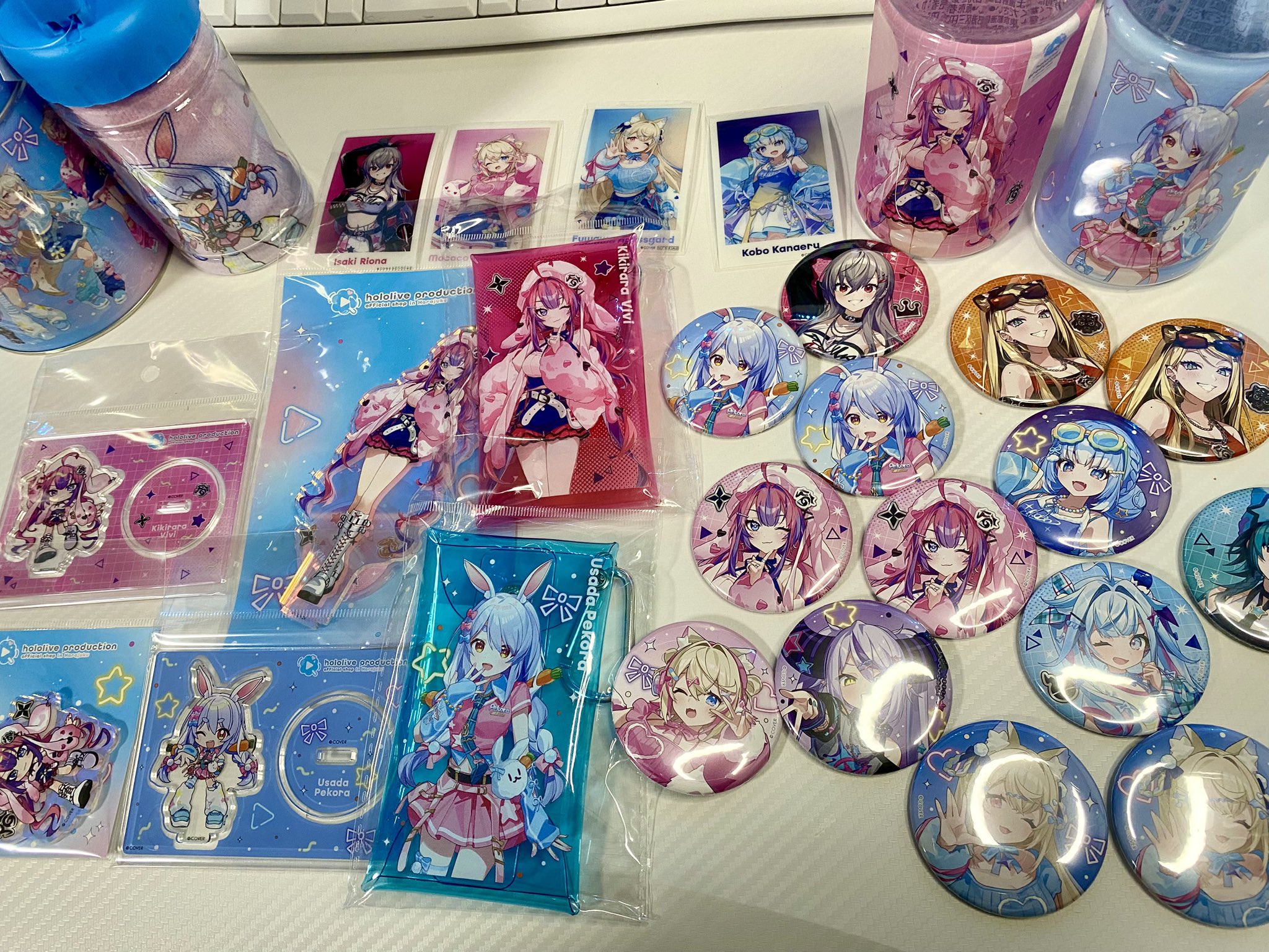 [Pre-order] hololive production OFFICIAL SHOP Harajuku Original style Vol.2 - Random Can Badge
