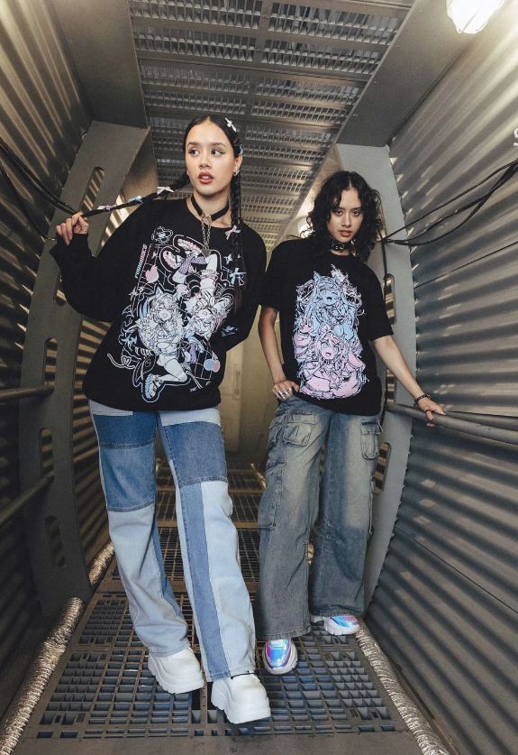 [Pre-order] OMOCAT x holoAdvent FUWAMOCO Sweater