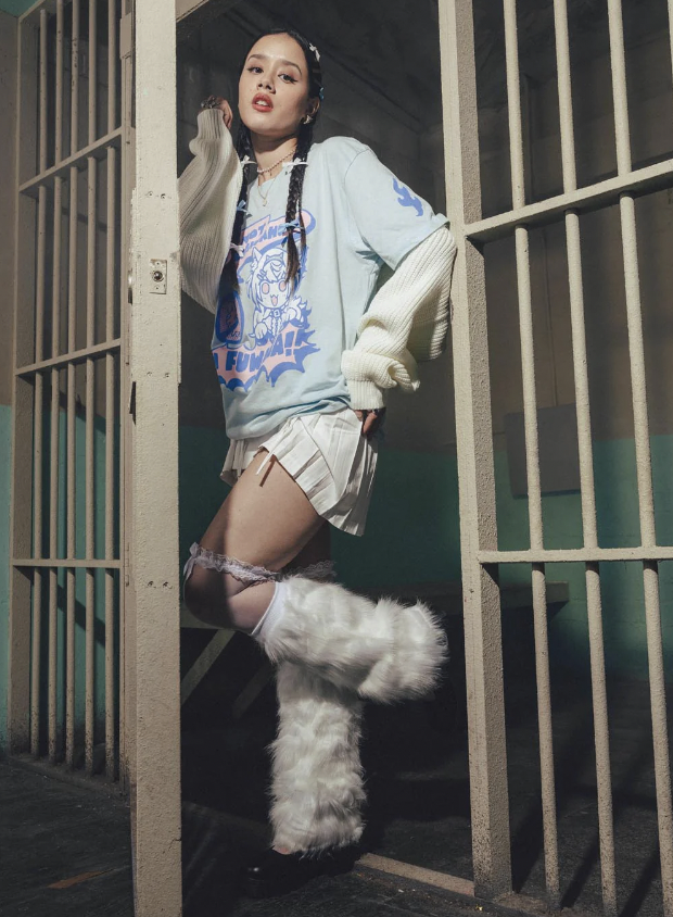 [Pre-order] OMOCAT x holoAdvent I'M FUWAWA! T-shirt 