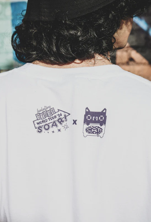 [Pre-order] OMOCAT x hololive STAGE World Tour '24 -Soar!- Ninomae Ina'nis T-shirt