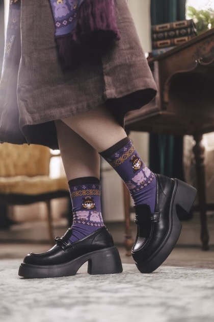 [Pre-order] OMOCAT x hololive English -Myth- Ninomae Ina'nis - Knit Socks