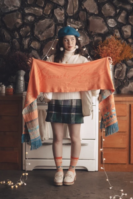 [Pre-order] OMOCAT x hololive English -Myth- Takanashi Kiara - Knit Scarf