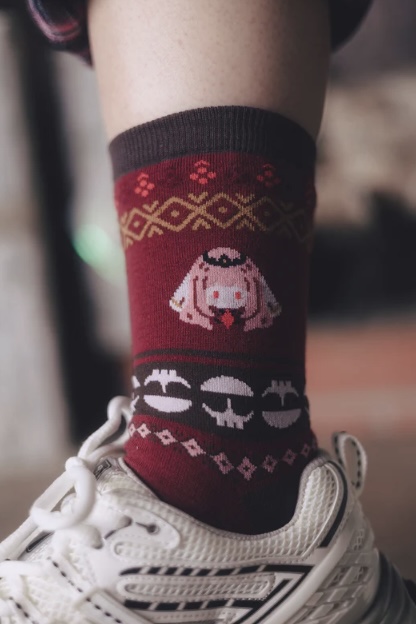 [Pre-order] OMOCAT x hololive English -Myth- Mori Calliope - Knit Socks