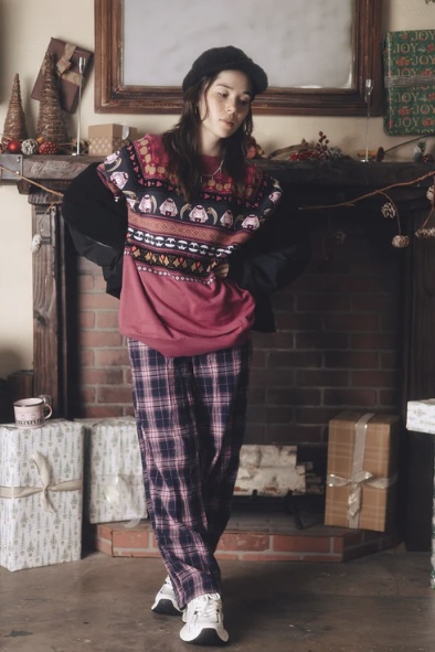 [Pre-order] OMOCAT x hololive English -Myth- Mori Calliope - Knit Sweater