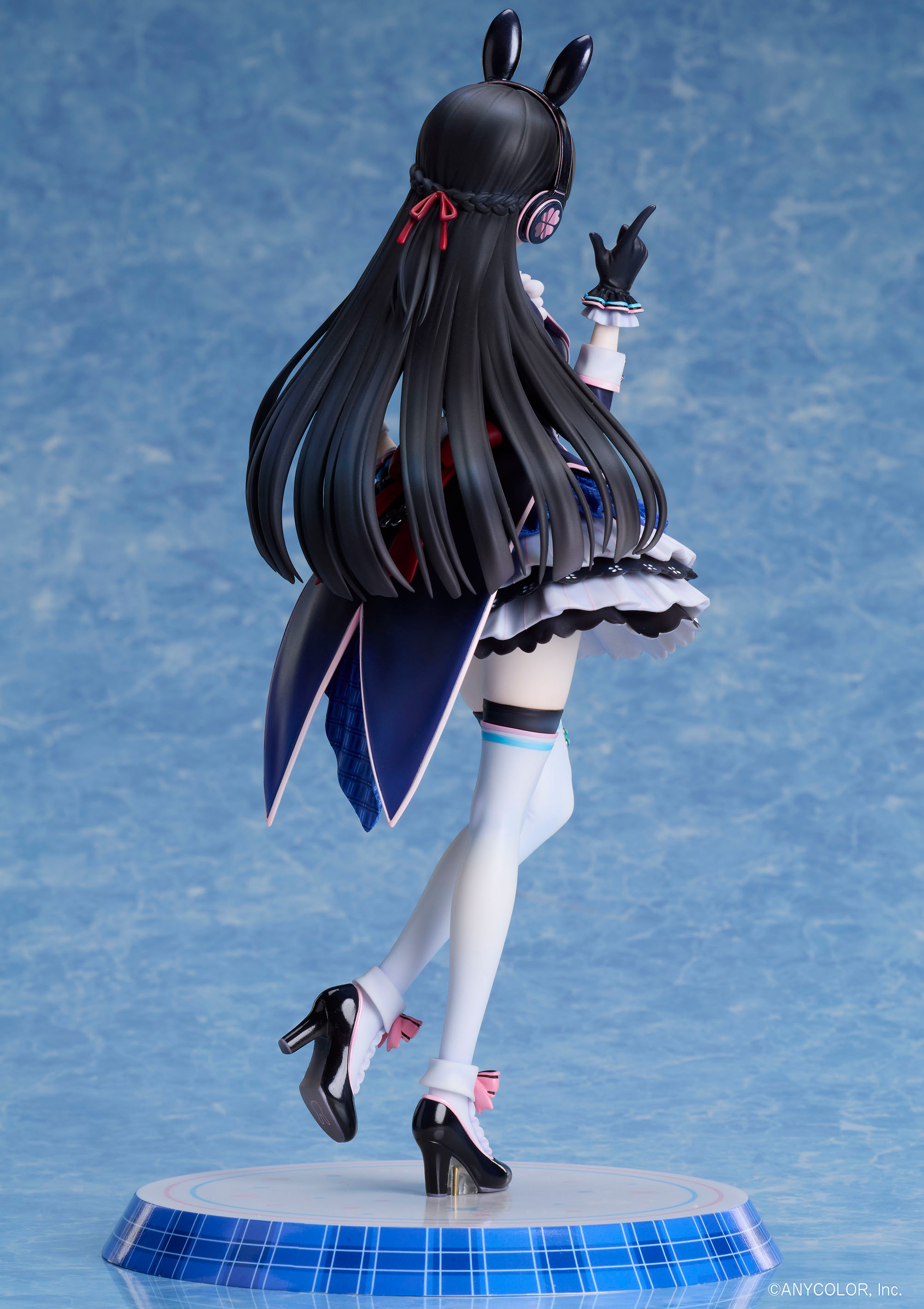 [Pre-order] NIJISANJI Tsukino Mito - 1/7 Complete Figure