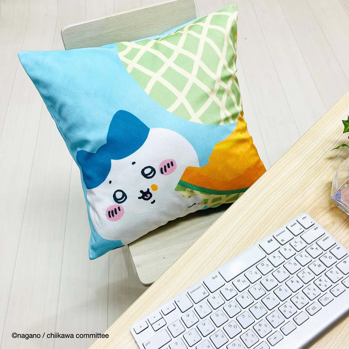 [Pre-order] "Chiikawa" Chiikawa cushion cover - Hachiware