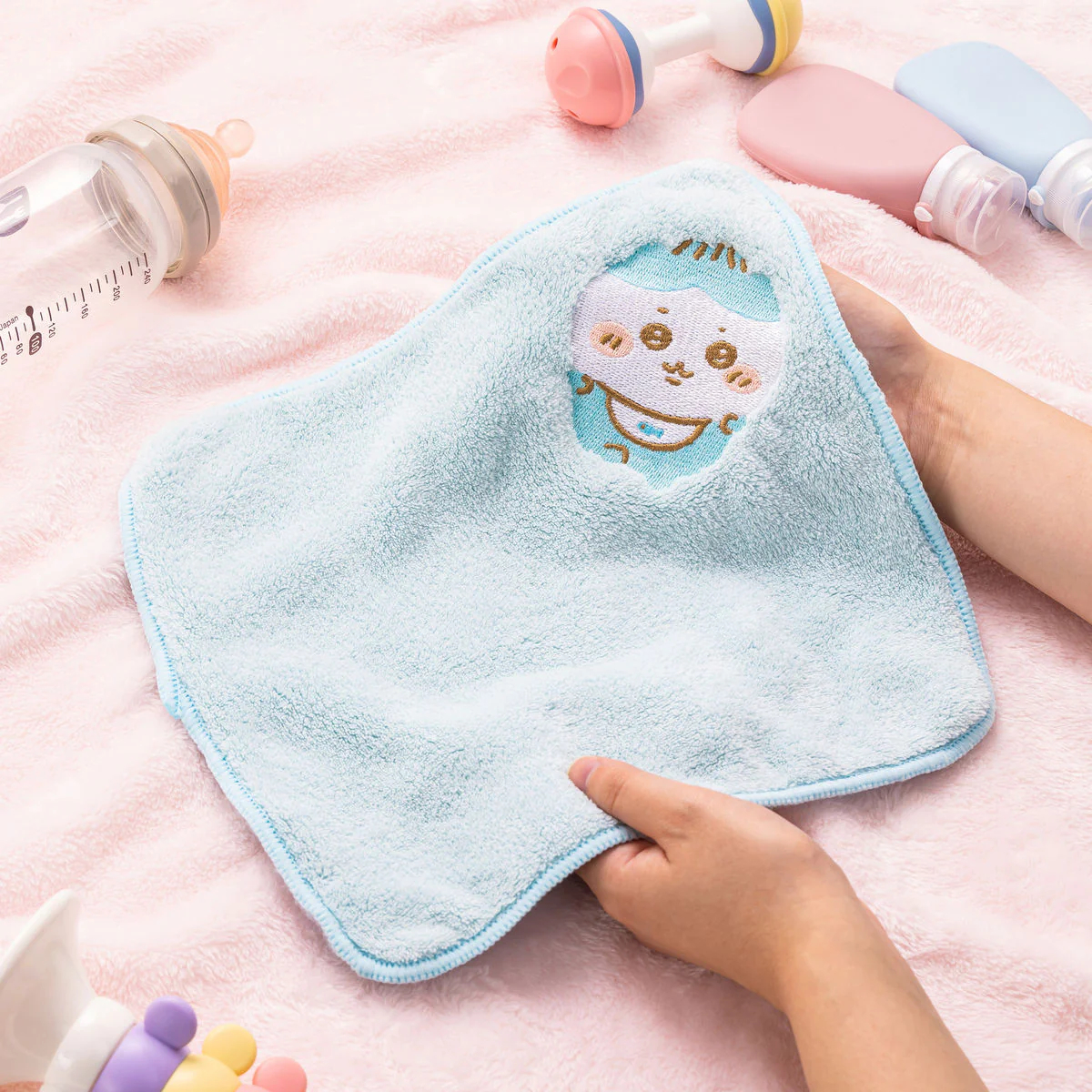 [Pre-order] "Chiikawa" Chiikawa Baby - Swaddle Hand Towel - Hachiware