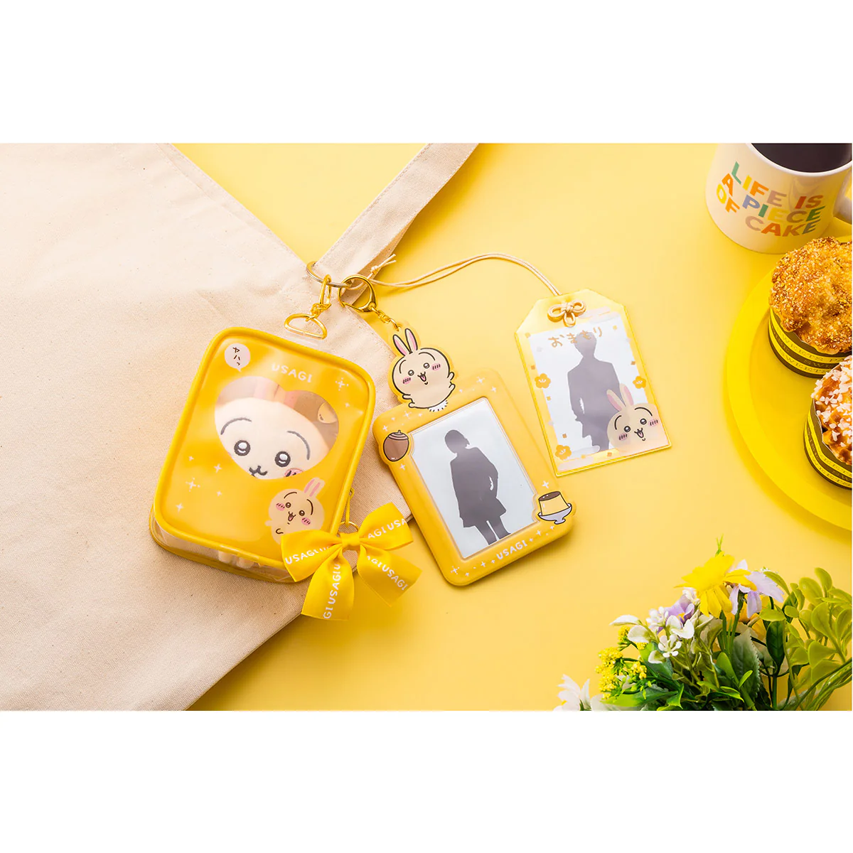 [Pre-order] "Chiikawa" Clear pouch that can hold Chiikawa mascots! - Usagi