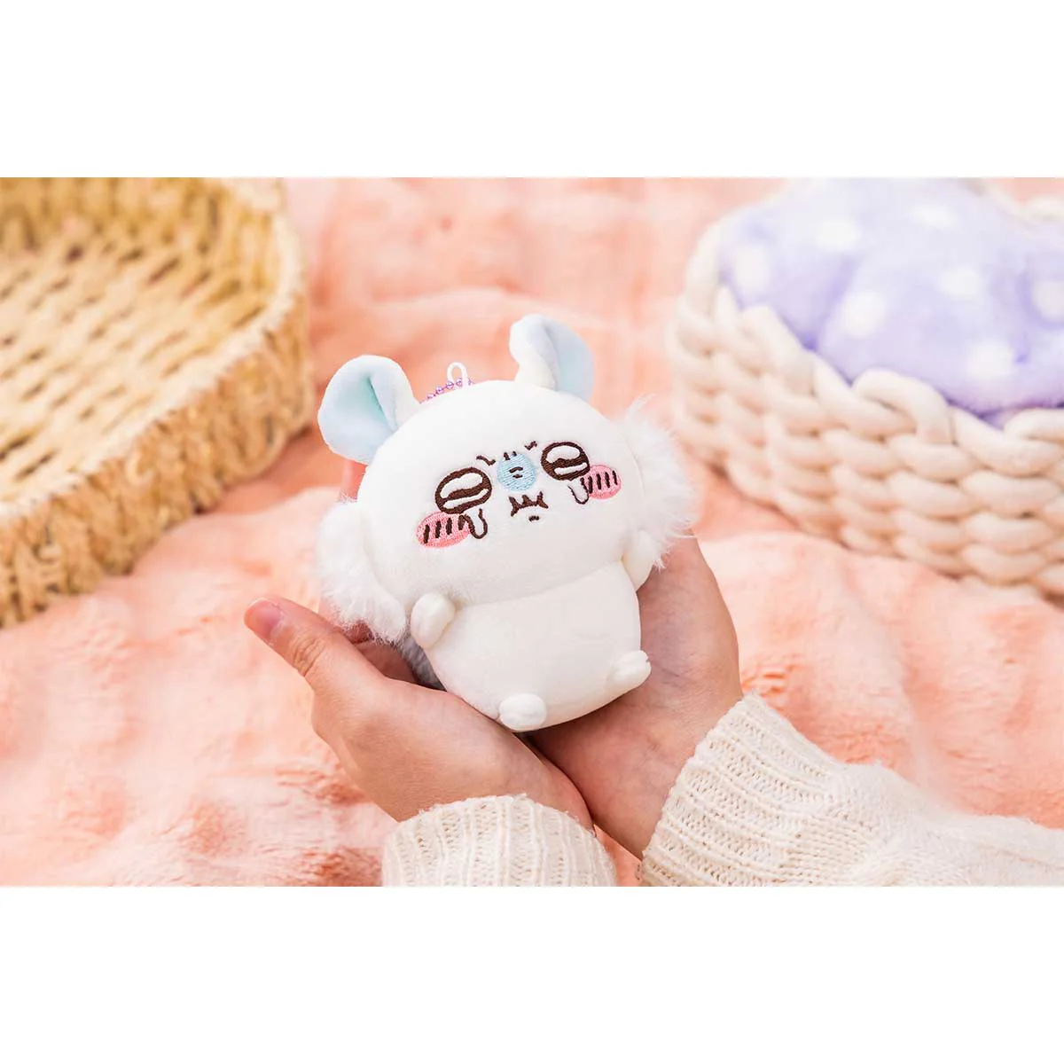 [Pre-order] "Chiikawa" PUN Mascot Plush Keychain