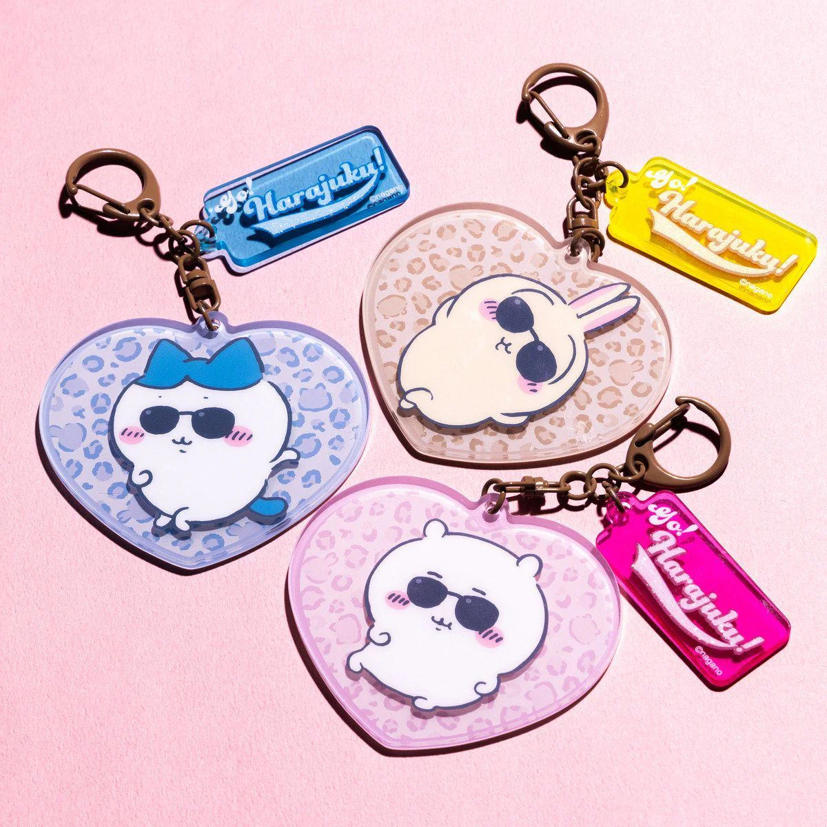[Pre-order] "Chiikawa" Chiikawa Go! HARAJUKU Acrylic Keychain - Hachiware with sunglasses