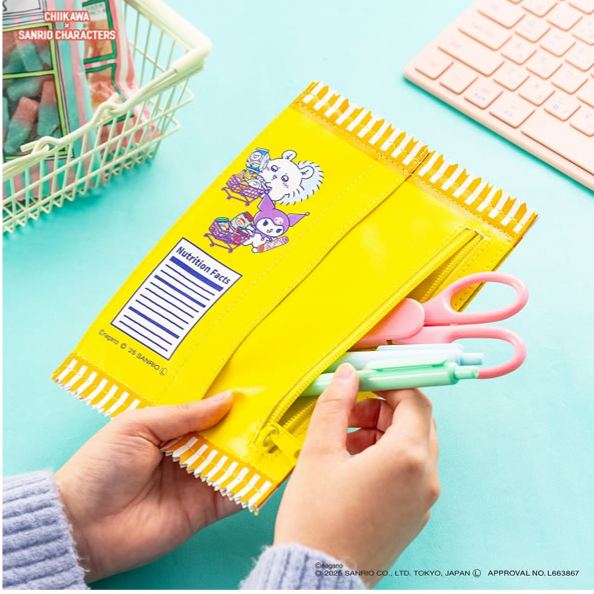 [Pre-order] "Chiikawa" Chiikawa x Sanrio Characters Supermarket Snack Pouch - Usagi x Pom Pom Purin
