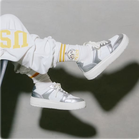 [Pre-order] "Chiikawa" Chiikawa T Socks Peace! - Usagi